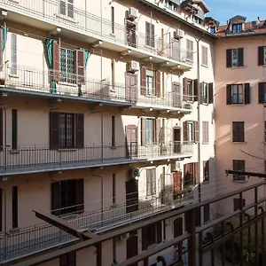 Youhosty - Ranzoni 4 , Milán Italia