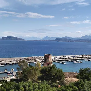 Rineddahouse Arenella - Vista Mare Panoramica A Con Parcheggio Privato , Palerme Italie